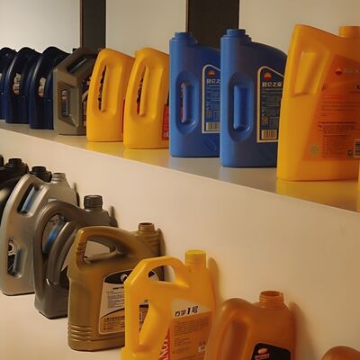 Купить Фабрика производит лучшие продажи 1-5L смазочная линия заполнения полностью автоматическое управление online manufacture