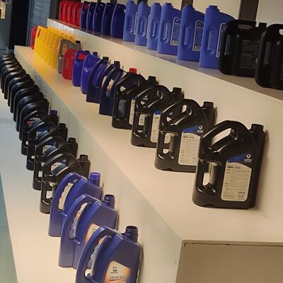 Купить Фабрика изготовлена лучшая продажа 1-5L покрытие растворитель линия наполнения полностью автоматическое управление online manufacture