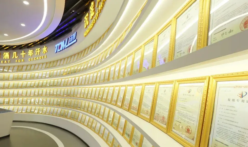 Заводская линия по производству кремовой мази для горячей продажи 5